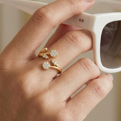 Kashish Meadow Dual Floral Cluster Diamond Ring